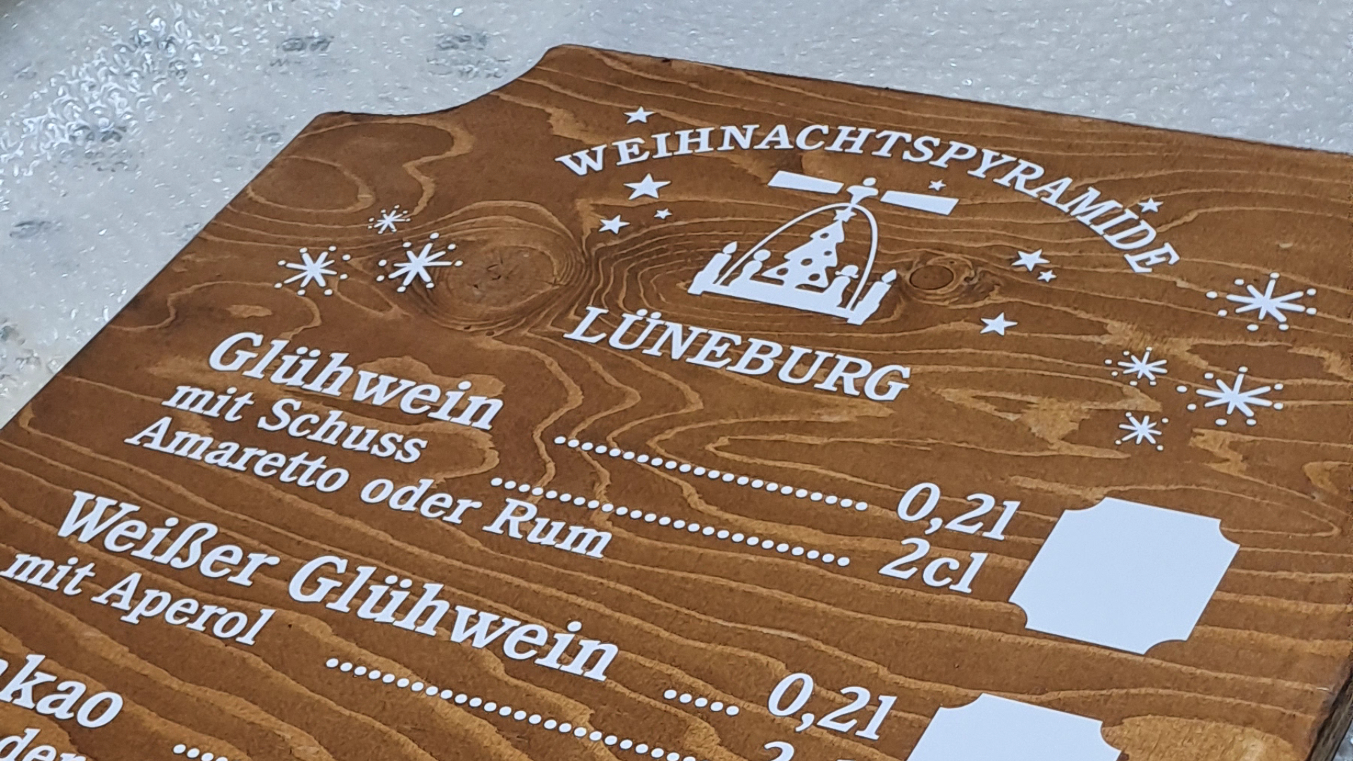 Beschriftung & Textildruck für die Weihnachtspyramide in Lüneburg